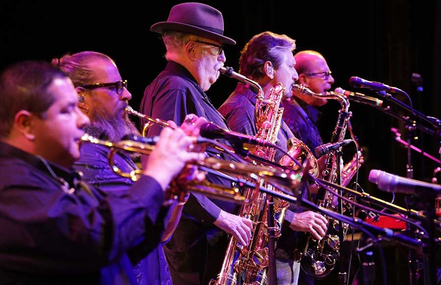 tower of power concert photos 2022