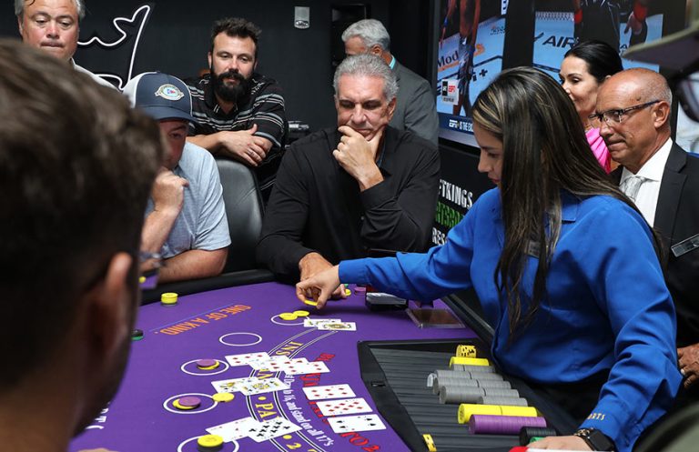 Vinny testaverde VIP Meet Greet 2023