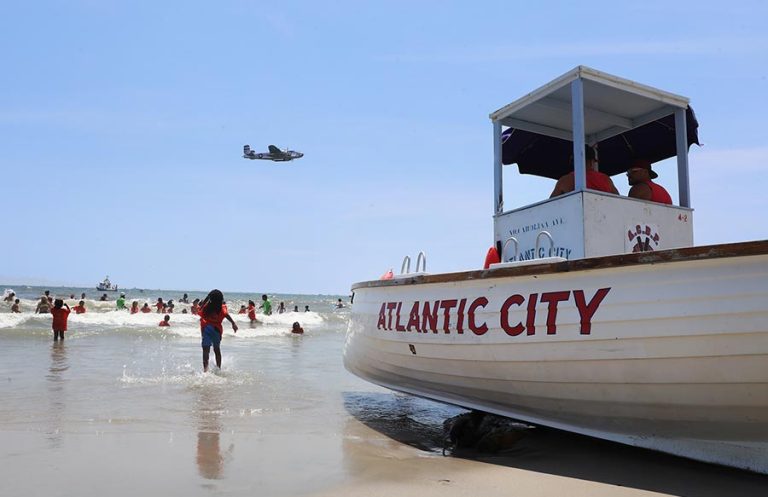 Resorts AC Landshark Air show 2025